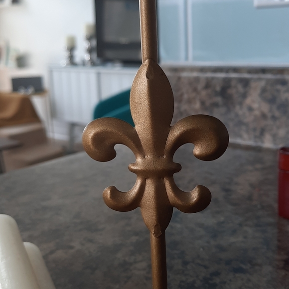 💥5 for 35$💥 Candle holder with Fleur-de-lis - Picture 3 of 3